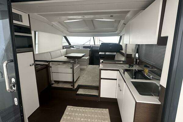 Prestige 460S Yacht For Sale