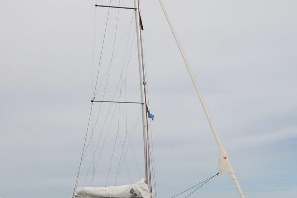 37ft Beneteau Yacht For Sale