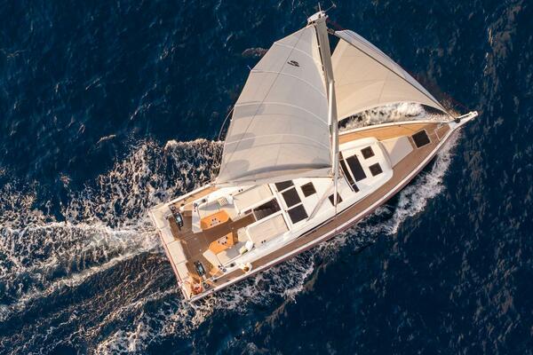 Beneteau Oceanis 52 FIRST LINE