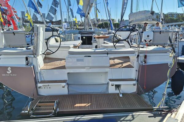 Beneteau Oceanis 52 FIRST LINE