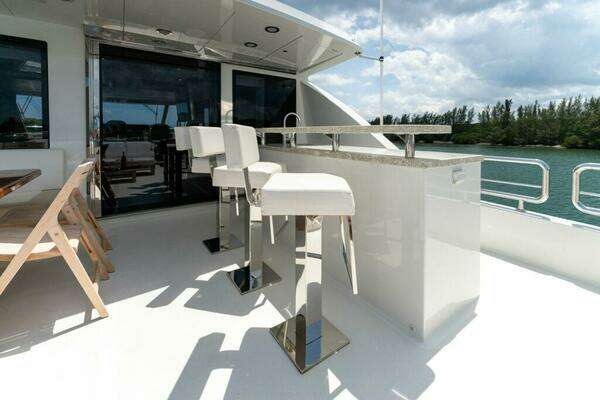 Ocean Alexander 100 Motor Yacht Yacht For Sale