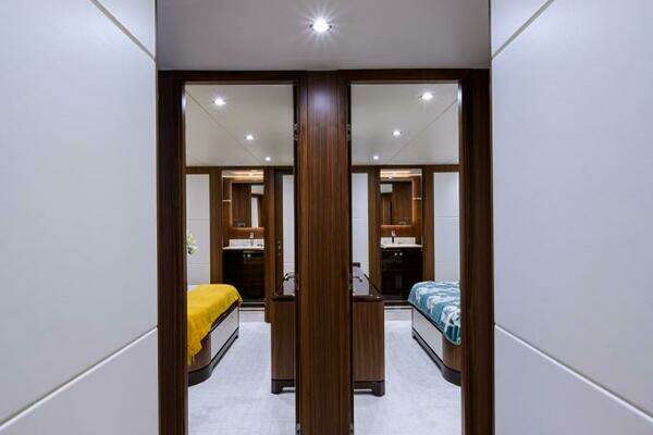 Ocean Alexander 100 Motor Yacht Yacht For Sale