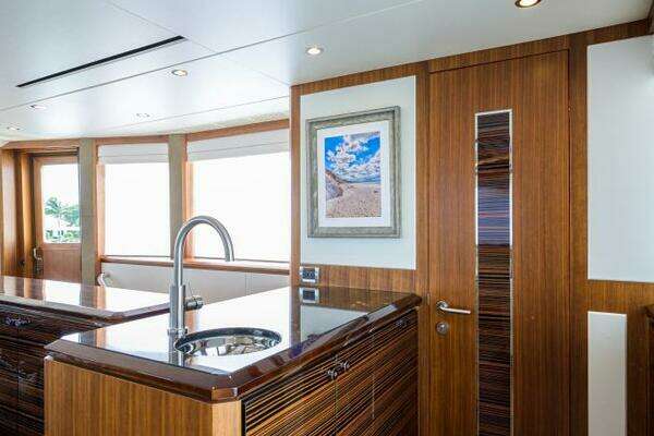 Ocean Alexander 100 Motor Yacht Yacht For Sale