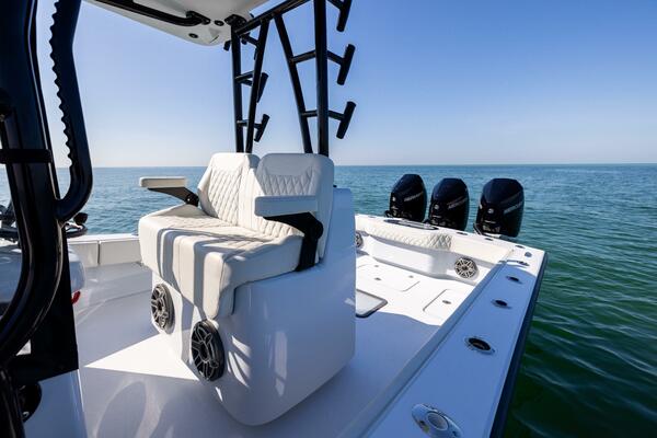 33ft Conch Yacht For Sale