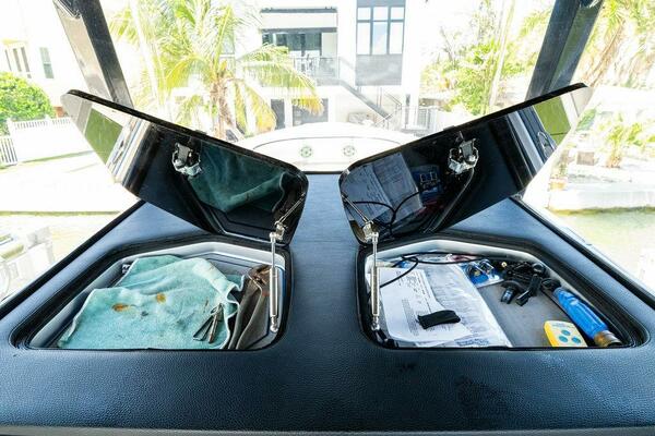 34ft Fountain Yacht For Sale