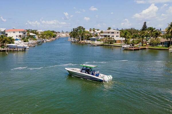 34ft Fountain Yacht For Sale