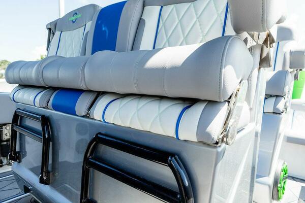 34ft Fountain Yacht For Sale