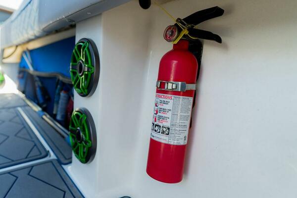 34ft Fountain Yacht For Sale