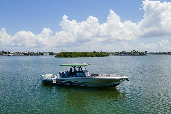 34ft Fountain Yacht For Sale