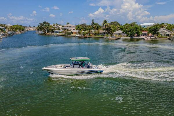 34ft Fountain Yacht For Sale