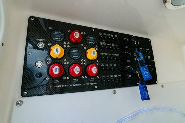 34ft Fountain Yacht For Sale