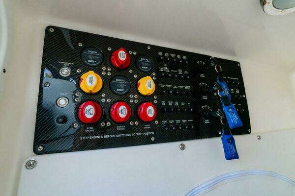 Fountain 34 SC Yacht For Sale