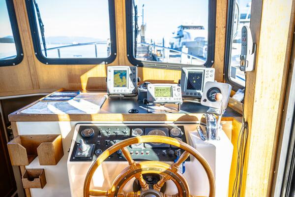 OLD BRO 32ft Nordic Tugs Yacht For Sale