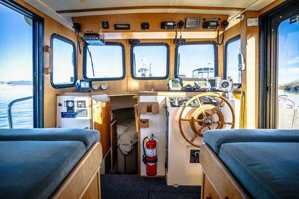 Nordic Tugs 32 Yacht For Sale