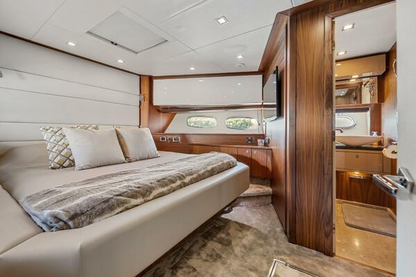 84ft Sunseeker Yacht For Sale