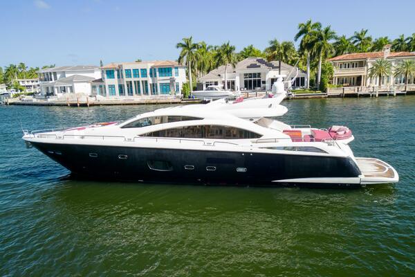 84ft Sunseeker Yacht For Sale