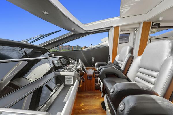 84ft Sunseeker Yacht For Sale