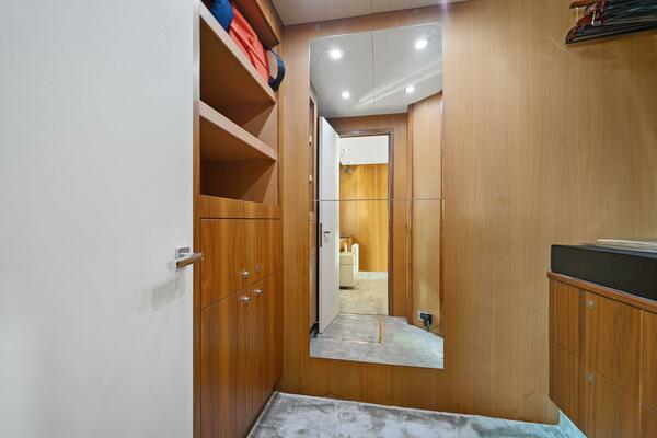 84ft Sunseeker Yacht For Sale