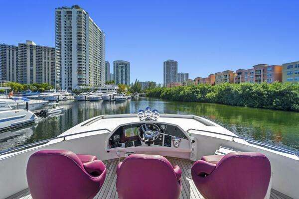 Sunseeker Predator 84 Yacht For Sale