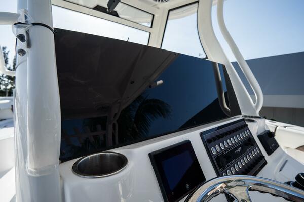 320 CC Adventure 32ft Tidewater Yacht For Sale