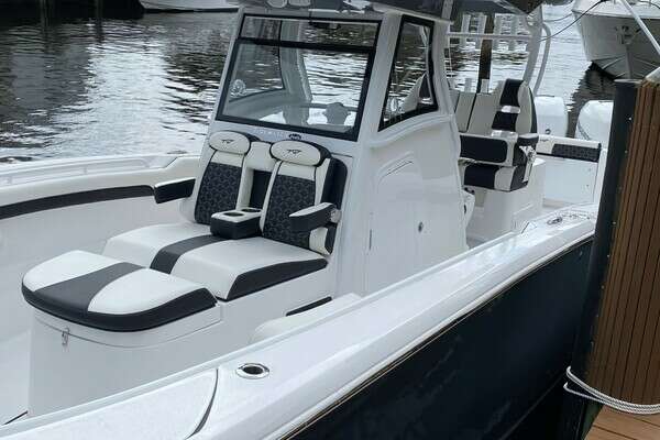32-ft-Tidewater-2021-- Stuart Florida United States  yacht for sale