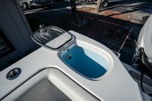 320 CC Adventure 32ft Tidewater Yacht For Sale