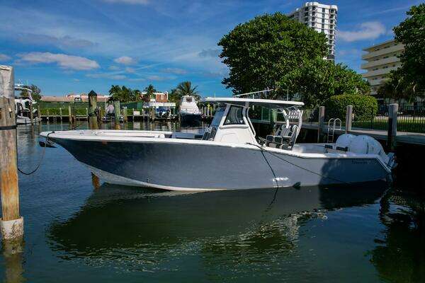 32-ft-Tidewater-2021--320 CC Adventure Stuart Florida United States  yacht for sale