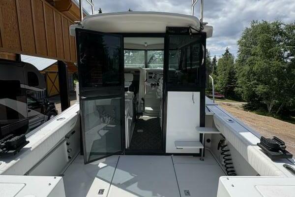 27ft Glacier Bay Yacht For Sale