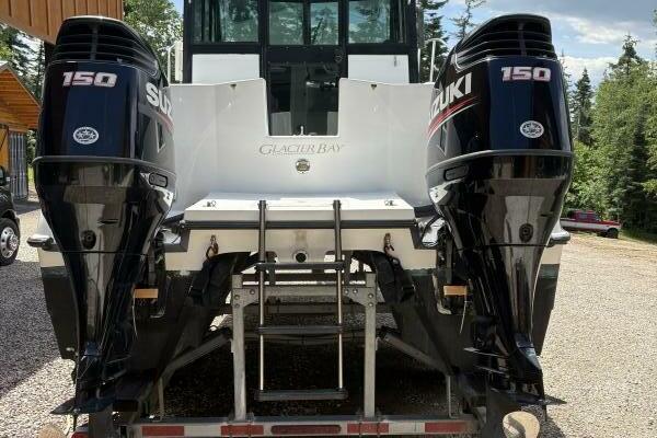 27ft Glacier Bay Yacht For Sale