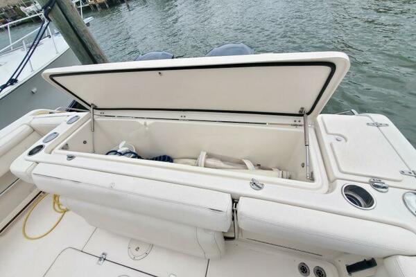 Rising Sun 33ft Grady White Yacht For Sale