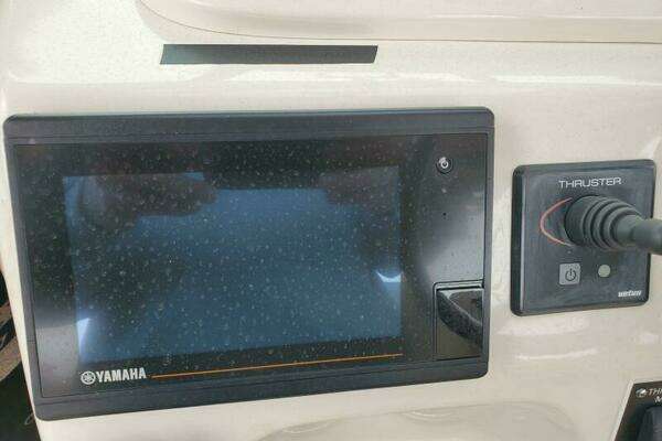 Grady-White 330 Express Yacht For Sale