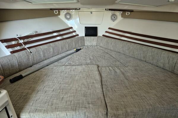 Rising Sun 33ft Grady White Yacht For Sale