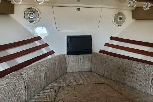 Rising Sun 33ft Grady White Yacht For Sale