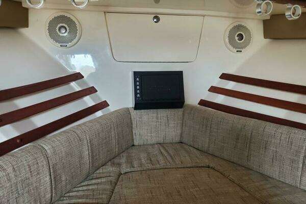 Grady-White 330 Express Yacht For Sale