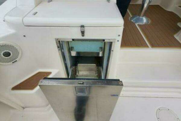 Grady-White 330 Express Yacht For Sale