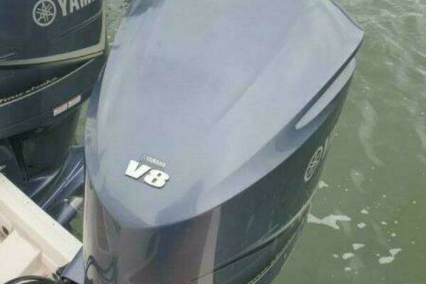 Grady-White 330 Express Yacht For Sale