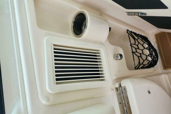 Rising Sun 33ft Grady White Yacht For Sale