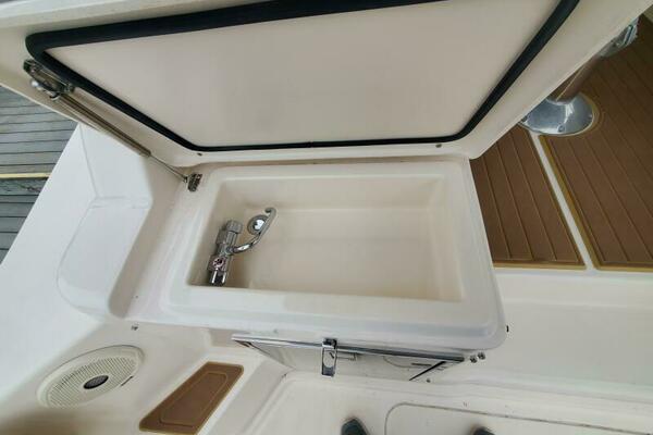 Rising Sun 33ft Grady White Yacht For Sale