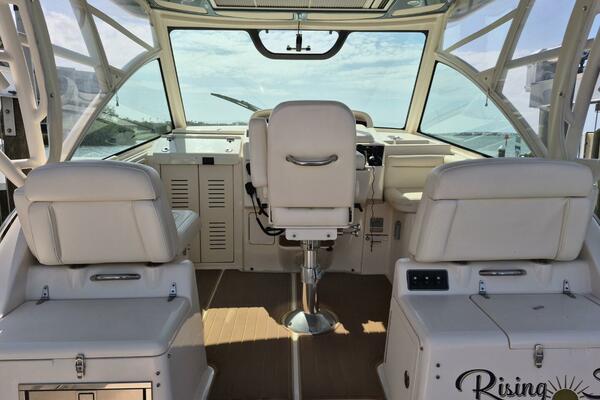 Rising Sun 33ft Grady White Yacht For Sale