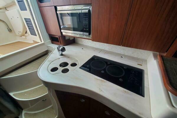 Rising Sun 33ft Grady White Yacht For Sale