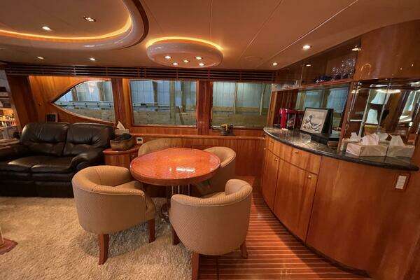 Monte Fino Skylounge 80 Yacht For Sale