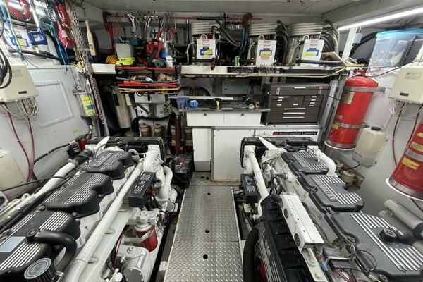 80ft Monte Fino Yacht For Sale