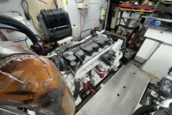 80ft Monte Fino Yacht For Sale