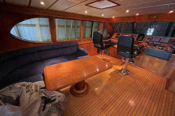 Monte Fino Skylounge 80 Yacht For Sale