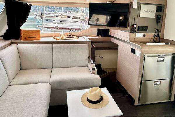 Fountaine Pajot Isla 40 Yacht For Sale