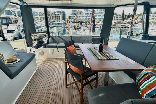 Fountaine Pajot Isla 40 Yacht For Sale