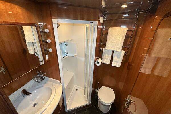 Custom High Star 58 Yacht For Sale