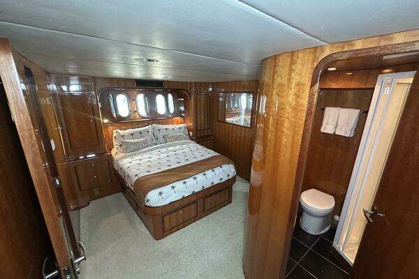 Custom High Star 58 Yacht For Sale