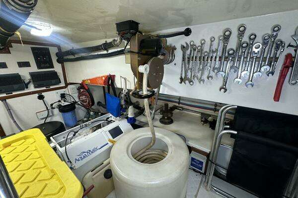 Custom High Star 58 Yacht For Sale