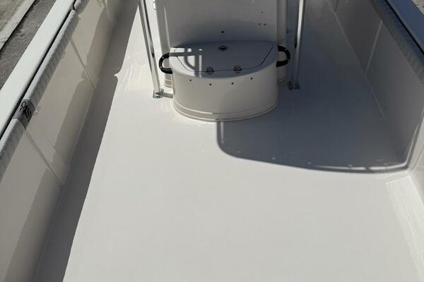 25 LS 25ft Carolina Skiff Yacht For Sale